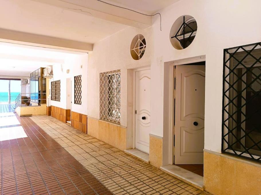 Muy Cerca De La Playa. Primera Linea. Apartment Rota Exterior photo