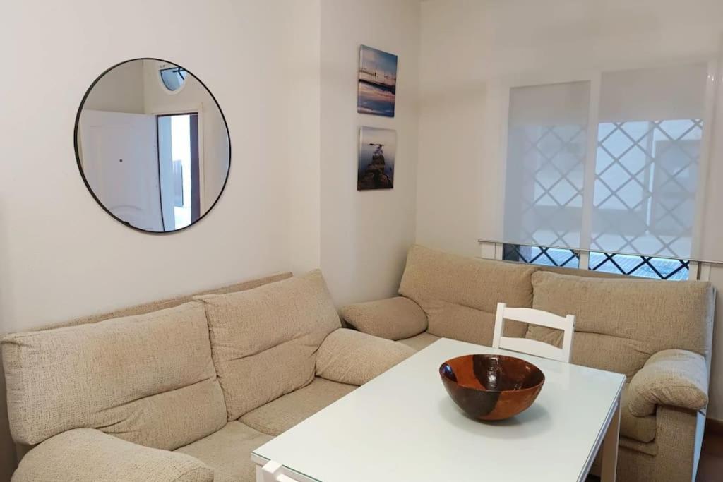 Muy Cerca De La Playa. Primera Linea. Apartment Rota Exterior photo